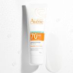 -Protetor-Solar-Facial-Avene-Cleanance-UV-Antioleosidade-fps70-40g